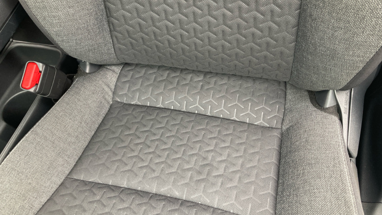 Toyota Yaris Cross 1.5 Hybrid Design 5dr CVT Hybrid Estate